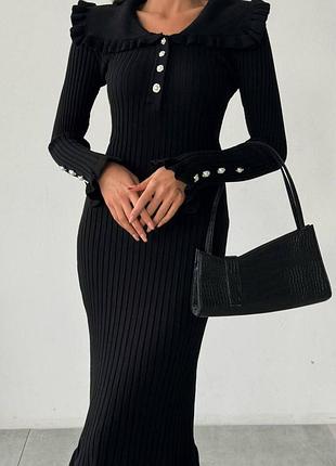 Силуэтное платье