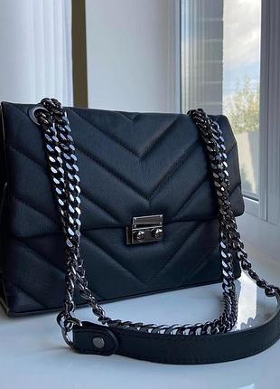 Женская стеганная кожаная сумка через плечо италия