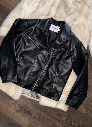 Куртка чорна кожанка косуха жіноча