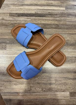 Трендові капці