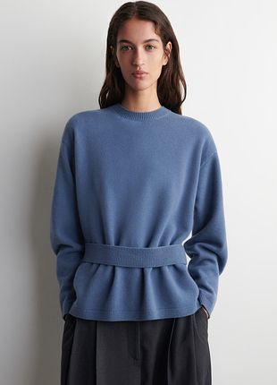 Свитер из мериносовой шерсти с пояском cos 1317124001