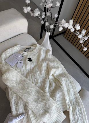 Жіночий светр