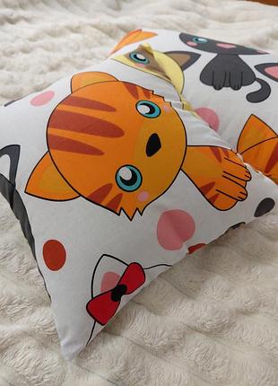 Подушка для украшения интерьера