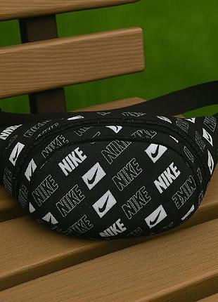 Чорна бананка nike з all-over принтом