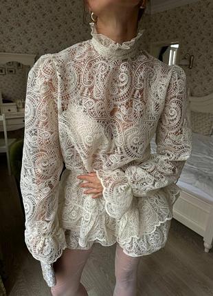 Кружевной костюм топ блуза и юбка шорты