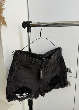 Нові з биркою рвані джинсові шорти