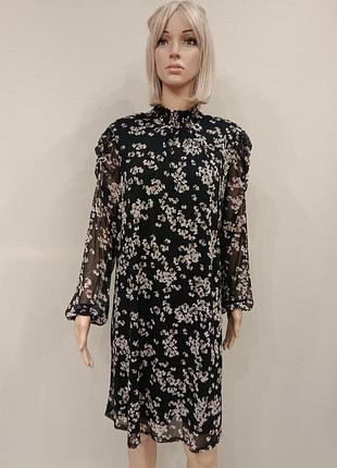 Сукня коротка