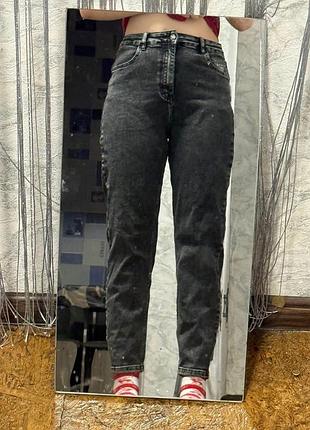 Джинси розмір 31 в чудовому стані