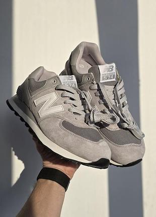 New balance 574
• light grey •