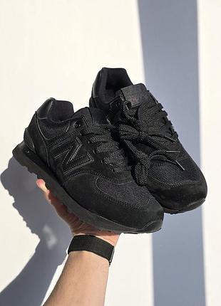 New balance 574
• black •