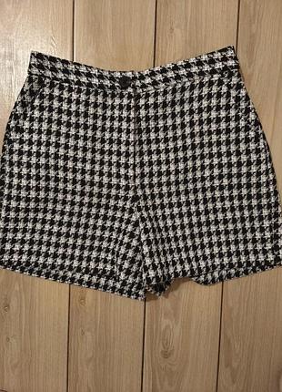 Шорти на підкладці