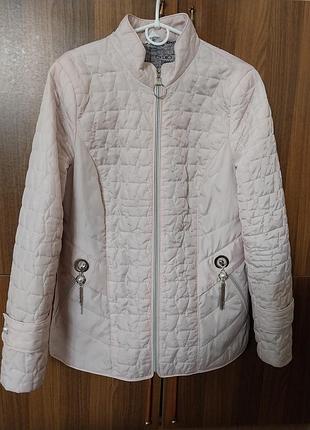 Куртка жіноча