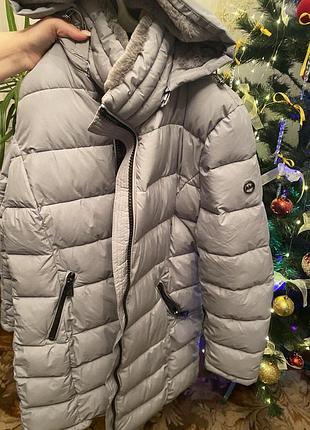 Фірмова жіночка куртка (сша)