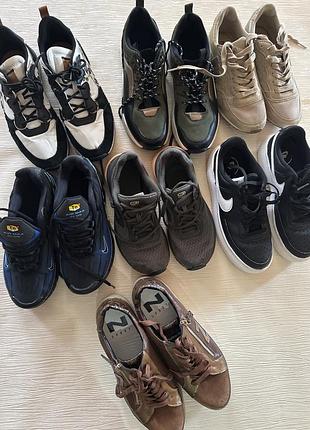 Кросівки оптом .