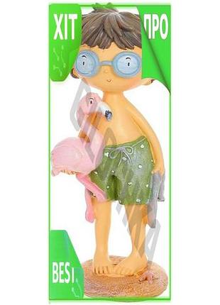 Ve декоративная статуэтка мальчик с new version фламинго полистоун 18 см для интерьера сувенир для дом n6w_ver