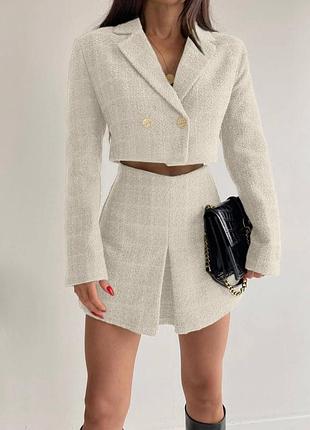Костюм (спідниця-шорти та жакет)