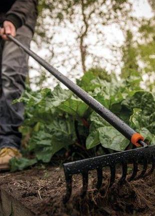 Грабли садовые fiskars solid (1016036) 6