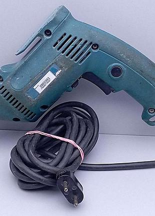Дрель б/у makita 6821 2