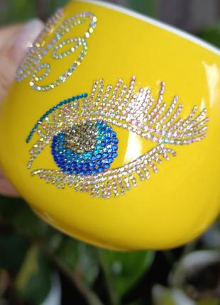 Чашка з інкрустацією і ініціалами ов для лікаря офтальмолога