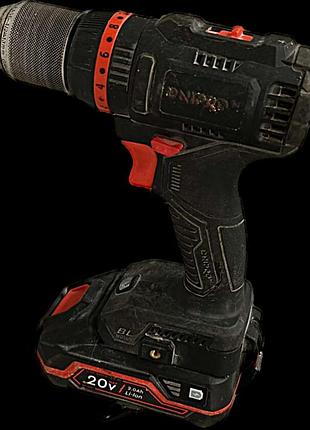 Шуруповерт б/у dnipro-m cd-201hbc compact +акб bp-220 +зу fc-230