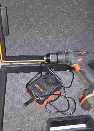 Шуруповерт б/у dnipro-m cd-200th + 1 акб bp-240 + з-пр. fc-230 + кейс dnipro-m s-box m100