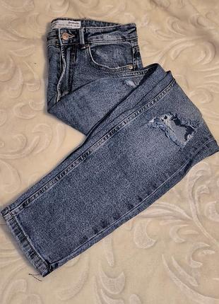 Джинси рвані