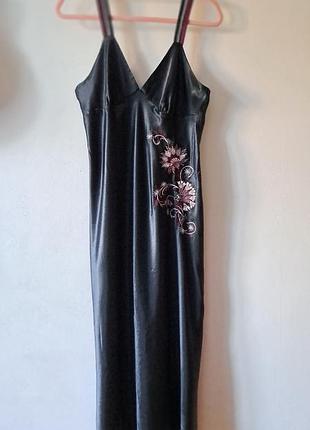 Пеньюар с вышивкой