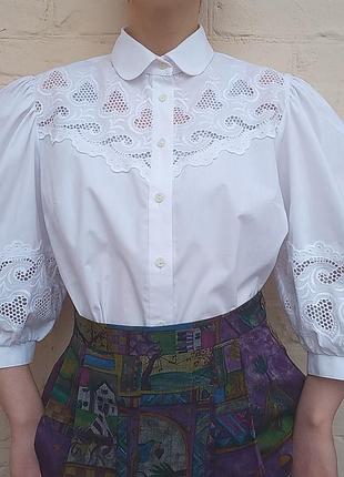 Розкішна блуза з об'ємними рукавами