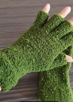 Рукавички мох, мітенки в стилі гоблінкор