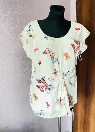 Шовкова блузка в метеликах