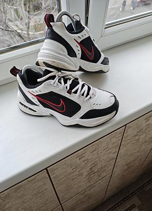 Кросівки nike monarch