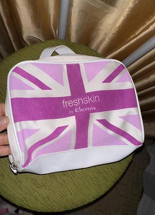 Косметичка непромокашка сумочка дорожня