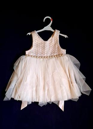 Ошатне дуже гарне кремове плаття для фотосесії на 2 роки