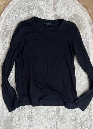 Базовий чорний лонгслів cos однотонний