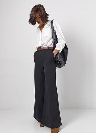 Женские широкие брюки-клеш с высокой посадкой