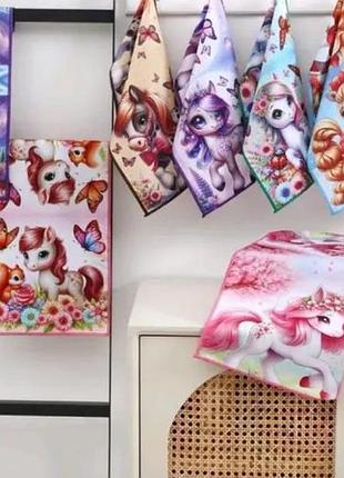 Отличный новогодний подарок - полотенце с лошадью (для рук, лица, на кухню, для ребенка)