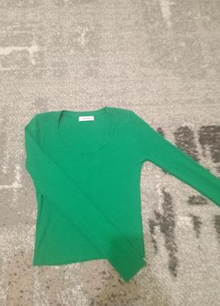 Кофточка зеленая