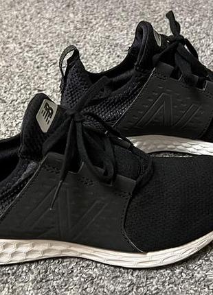 … кроссовки…