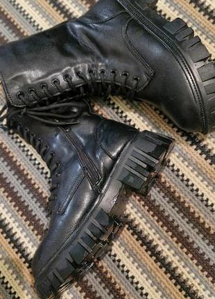 Чорні шкіряні сапожки 2