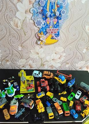 Дуже великий лот машинок