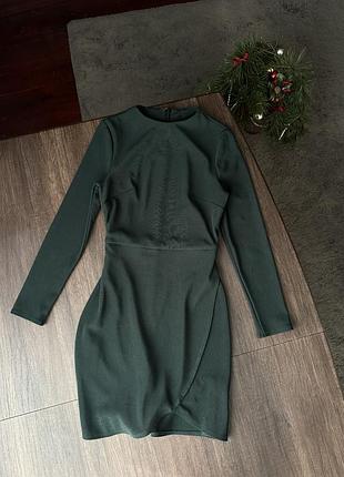 Темно-зелена сукня футляр з довгим рукавом s розміру