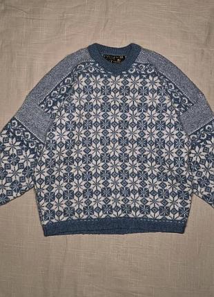 Светр жіночий