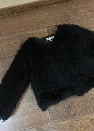 Чорна еко шубка