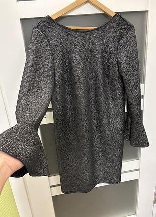 F&f 12 рр м вечірня вільна еластична чорна сукня плаття волан на рукавах пляма