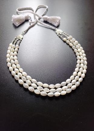 Трирядні баламути перламутрове намисто