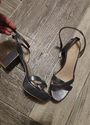 Босоножки 🌺🌺🌺