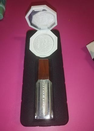 Хайлайтер + блиск для губ