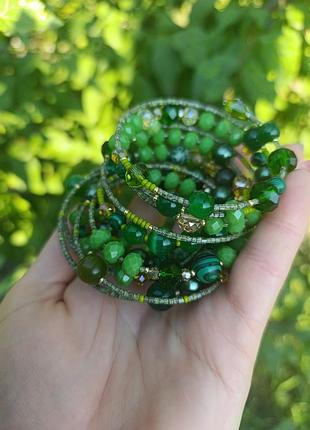 Зеленый объемный браслет