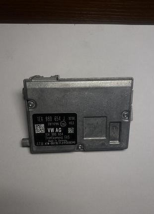 Камера стеження за смугою volkswagen id.4 айди 4 21-22 на лобовому 1ea980654j б/у оригінал