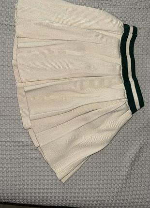 Вʼязана спыдниця zara